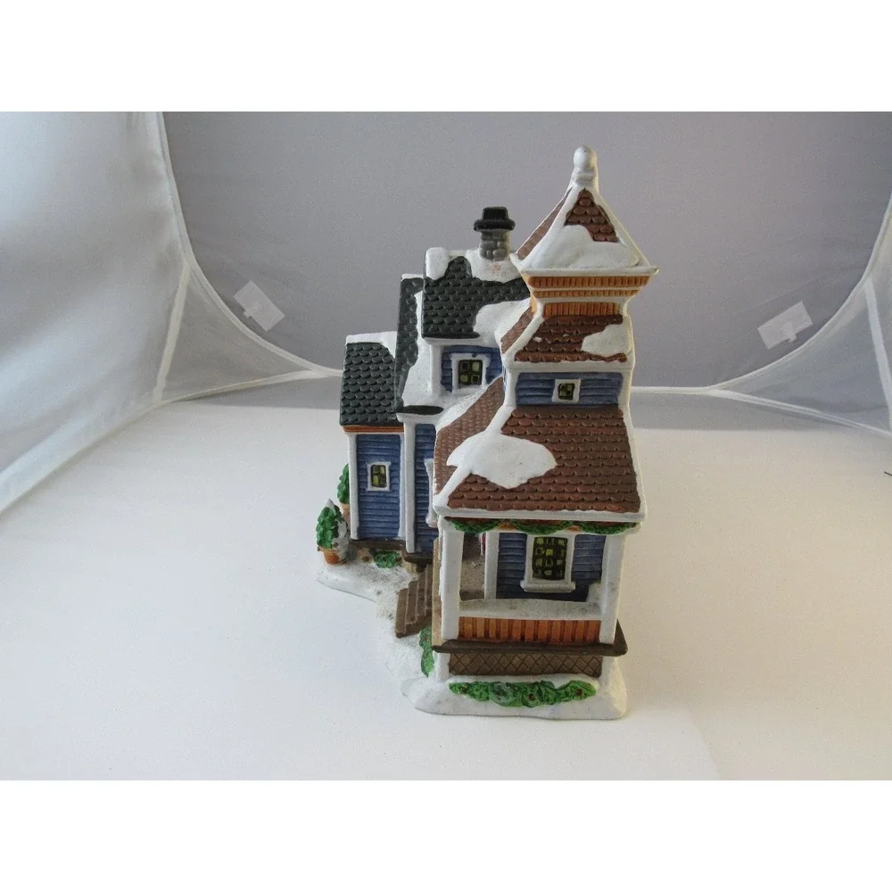 Carole Towne 2002‎ Blue Victorian Birdhouse Christmas Village Decor